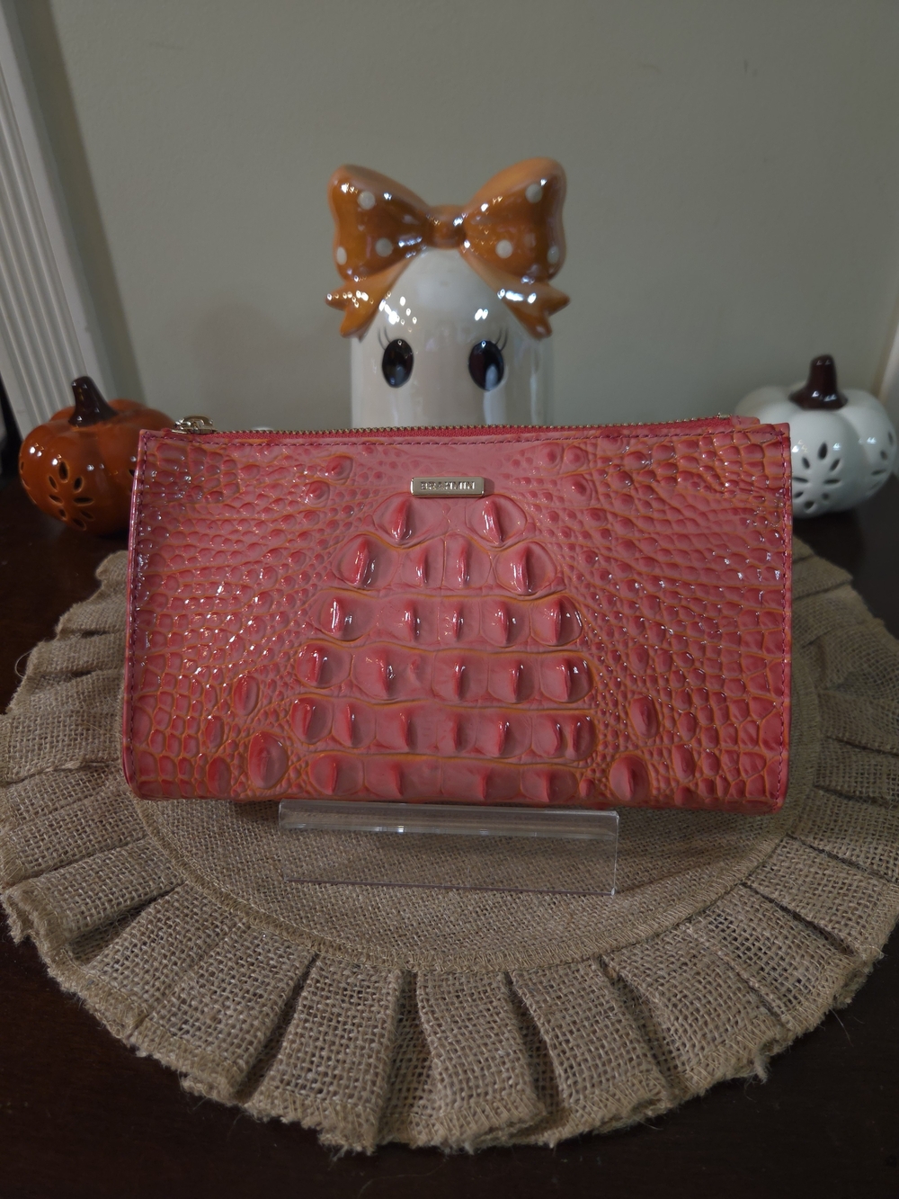 NWT Brahmin Daisy Coral Snapdragon Melbourne Leather Wristlet - Picture 2 of 7